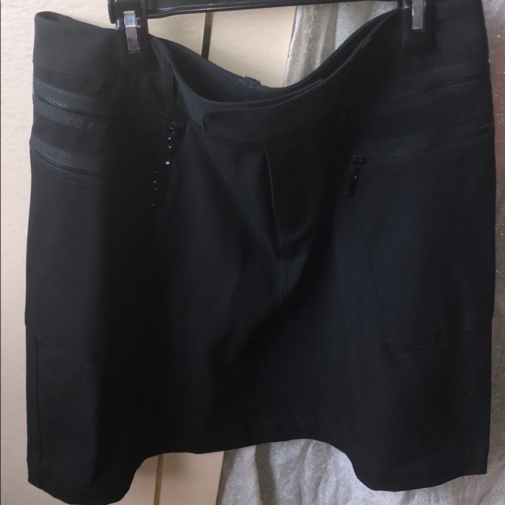 🖤 Nine West Black Zipper Mini Skirt 🖤
